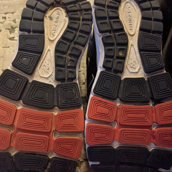 New Balance 840 Running Shoe - Picture 8 of 10